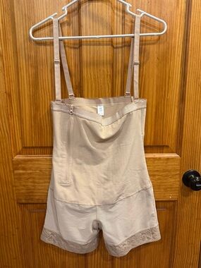 Tummy & Butt Lifter Shaper Adj Removable Straps Side Zipper Open Bust, Nude, XXL